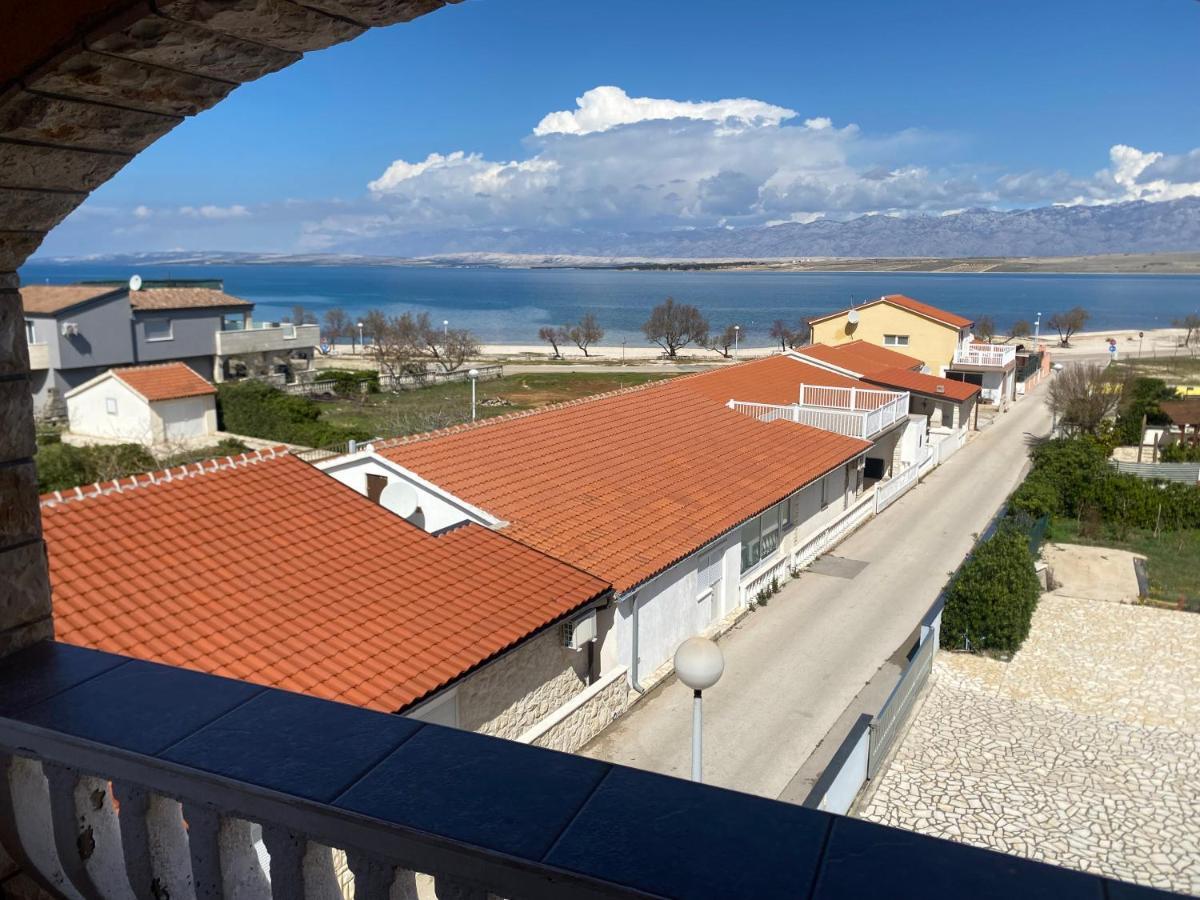 Apartmani Ivanic วีร์ ภายนอก รูปภาพ