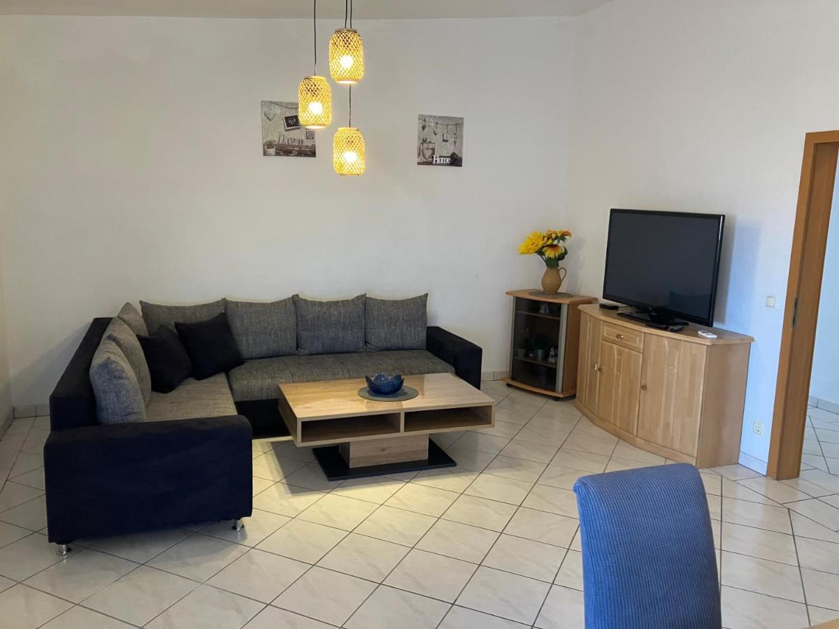 Apartmani Ivanic วีร์ ภายนอก รูปภาพ